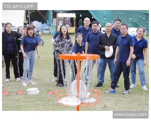 南京飞盘队的奋斗与荣耀极限运动嘉年华的精彩瞬间回顾